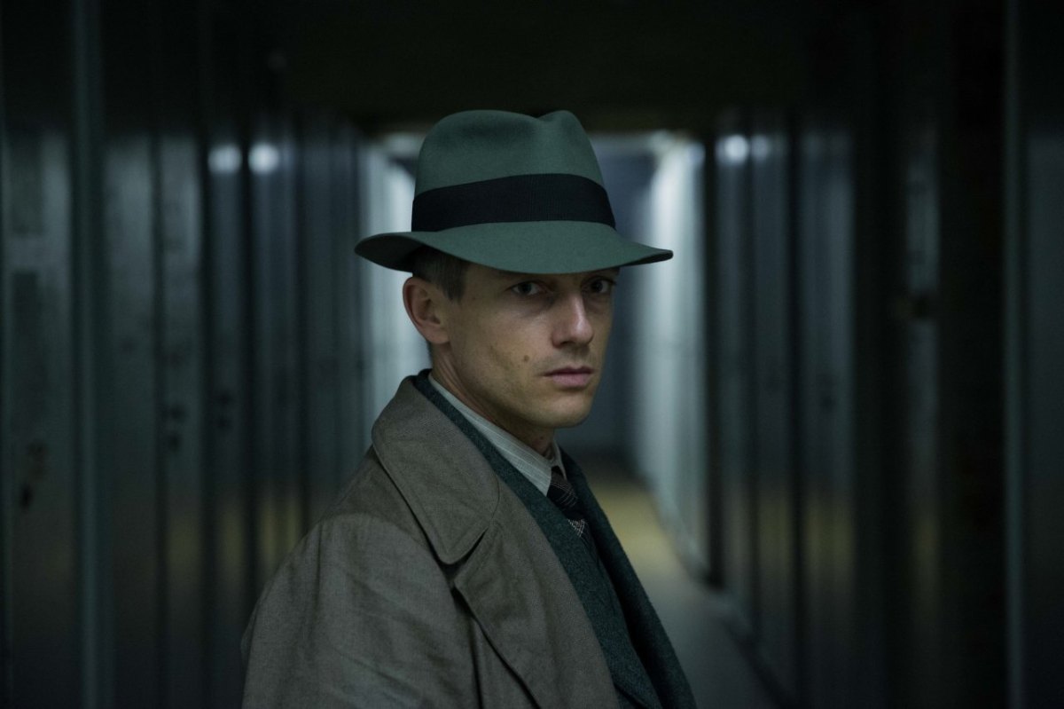 Babylon Berlin_3.jpg