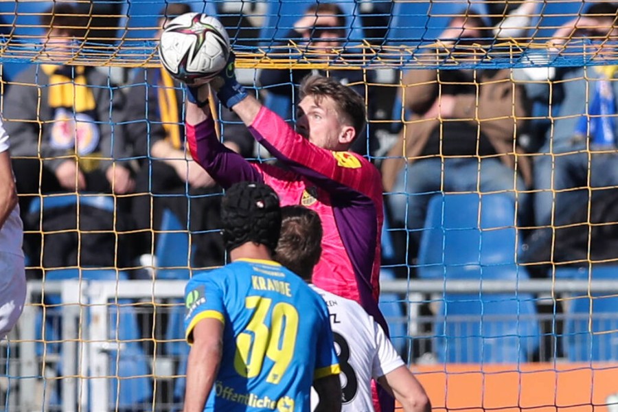 Eintracht Braunschweig: Konkurrent Saarbrücken ist erbost.