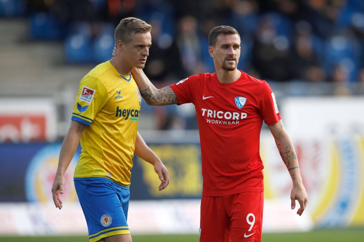 Felix Kross Eintracht Braunschweig  Simon Zoller VfL Bochum