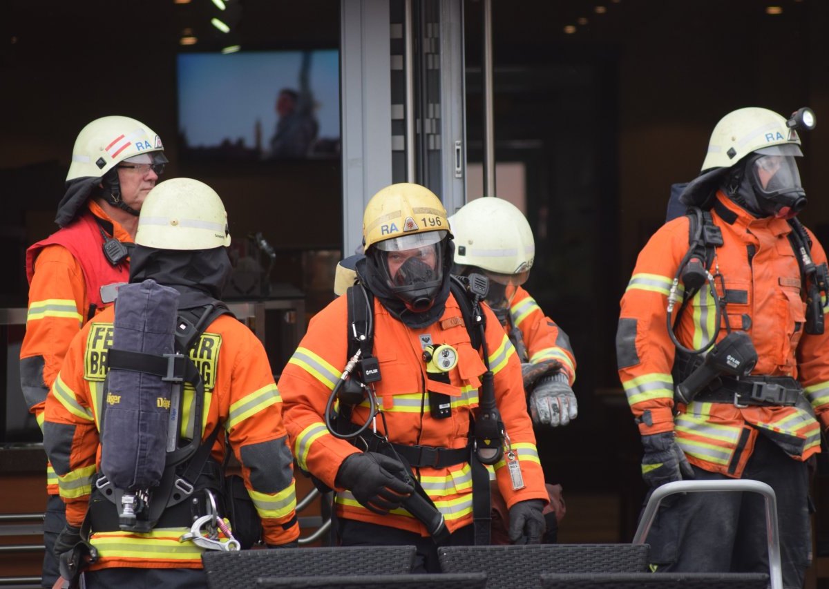 Feuerwehr Bohlweg Braunschweig symbolbild symbolfoto