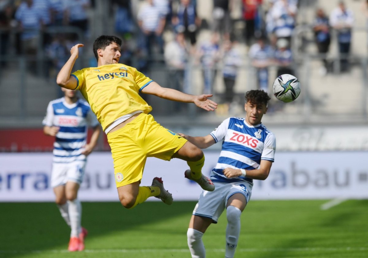 MSV Duisburg Eintracht Braunschweig.jpg