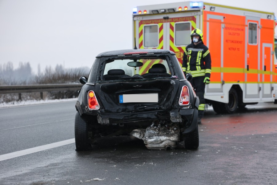 Beide Autos standen knapp 100 Meter weit auseinander.