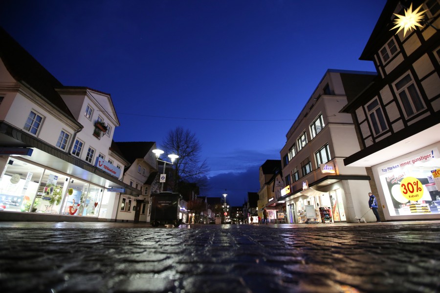 Durch die nächtliche Ausgangssperre wirkte Gifhorn abends wie ausgestorben.