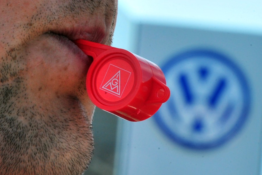 Nur Säbelrasseln der Gewerkschafter? Oder doch mehr? Laut IG Metall könnte es bei VW bald Warnstreiks geben. genau das fehlt Volkswagen jetzt noch... (Archivbild)