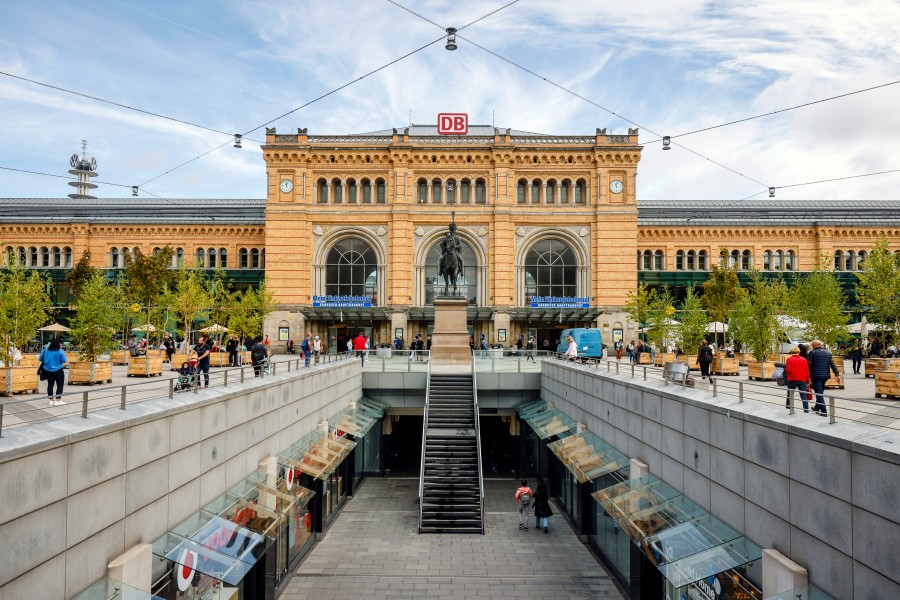 Am Hauptbahnhof in Hannover kam es zu einem skurrilen Zufall. (Symbolbild)