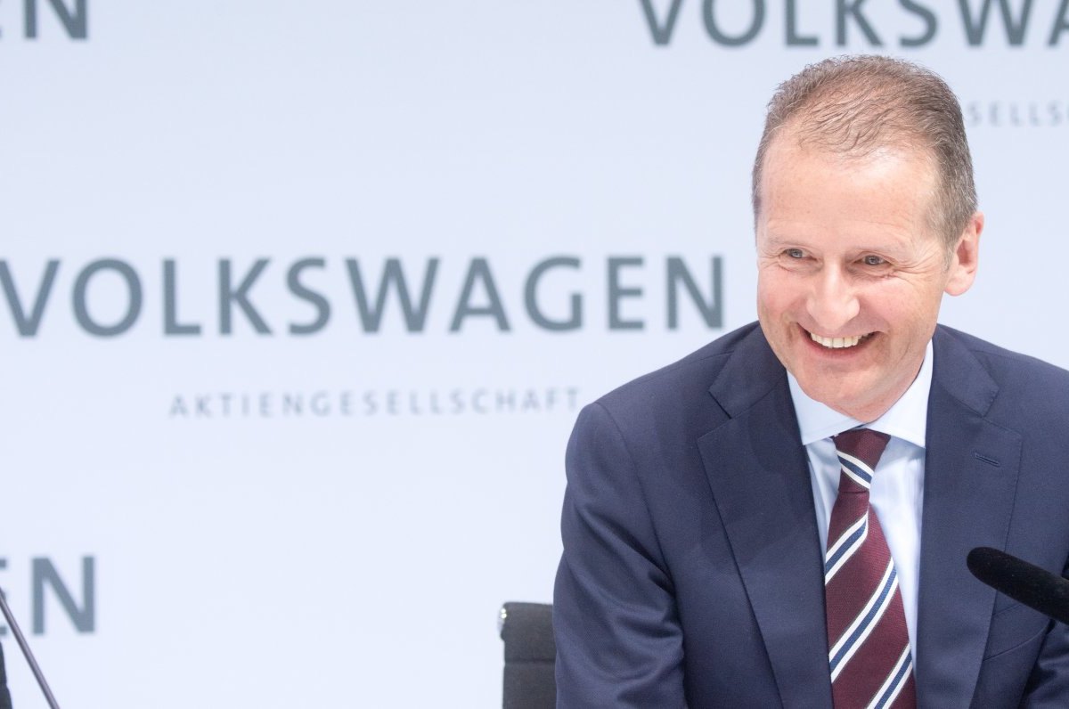 vw herbert diess lacht gute laune hyundai