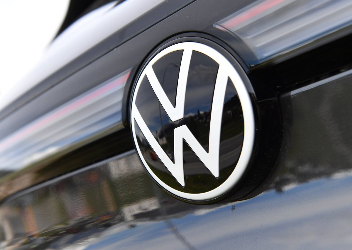 vw logo