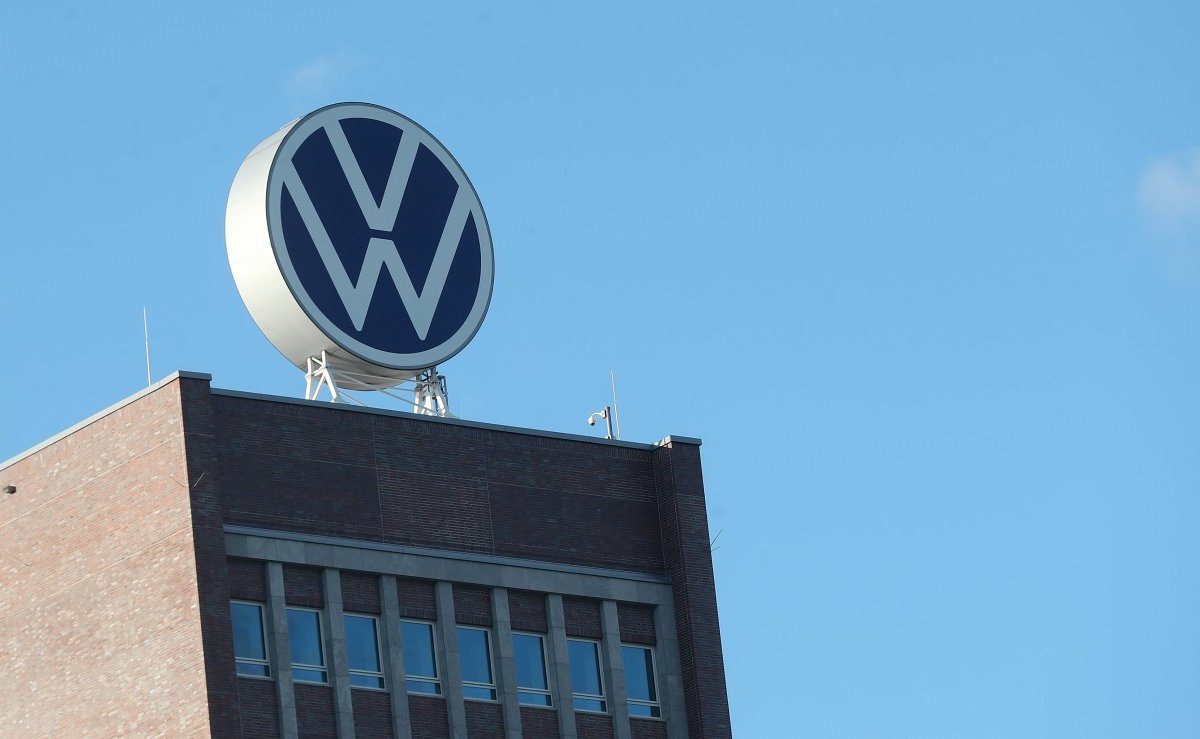 vw logo.jpg