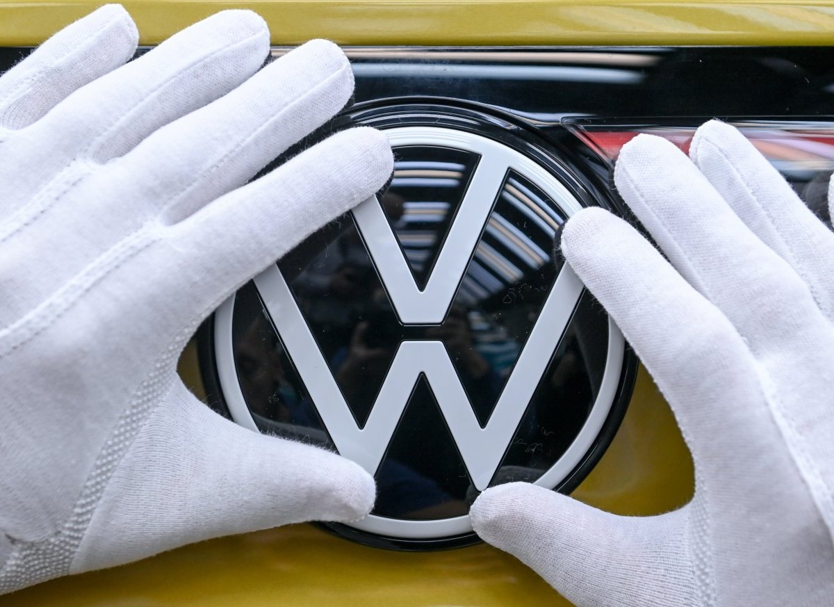 vw logo id 4 werk magdeburg