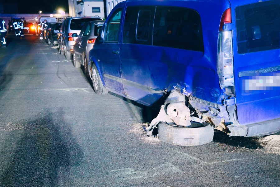 Gleich für sieben Autofahrer gab es in der Nacht zu Samstag in Salzgitter Lebenstedt eine böse Überraschung! 