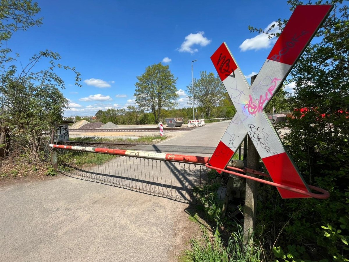 bahn schranke übergang grünewaldstraße