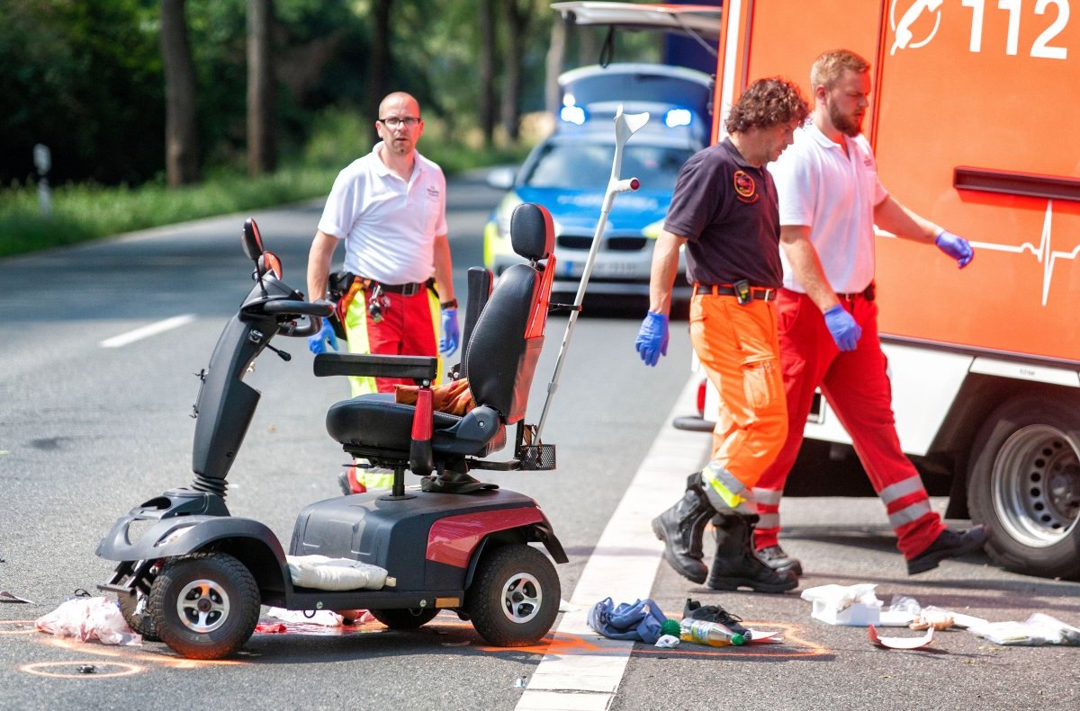 Hannover Krankenfahrstuhl Unfall