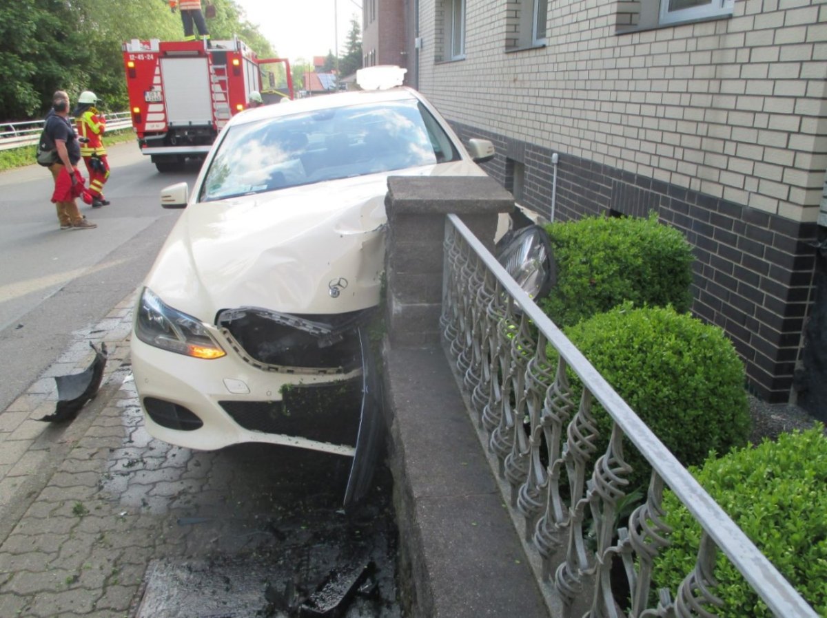 harz unfall taxi mercedes tölletal wolfshagen