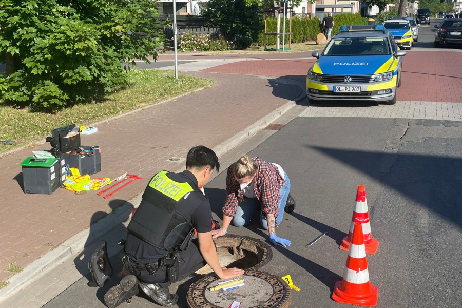 Niedersachsen: In diesem Gully wurde Joe gefunden.