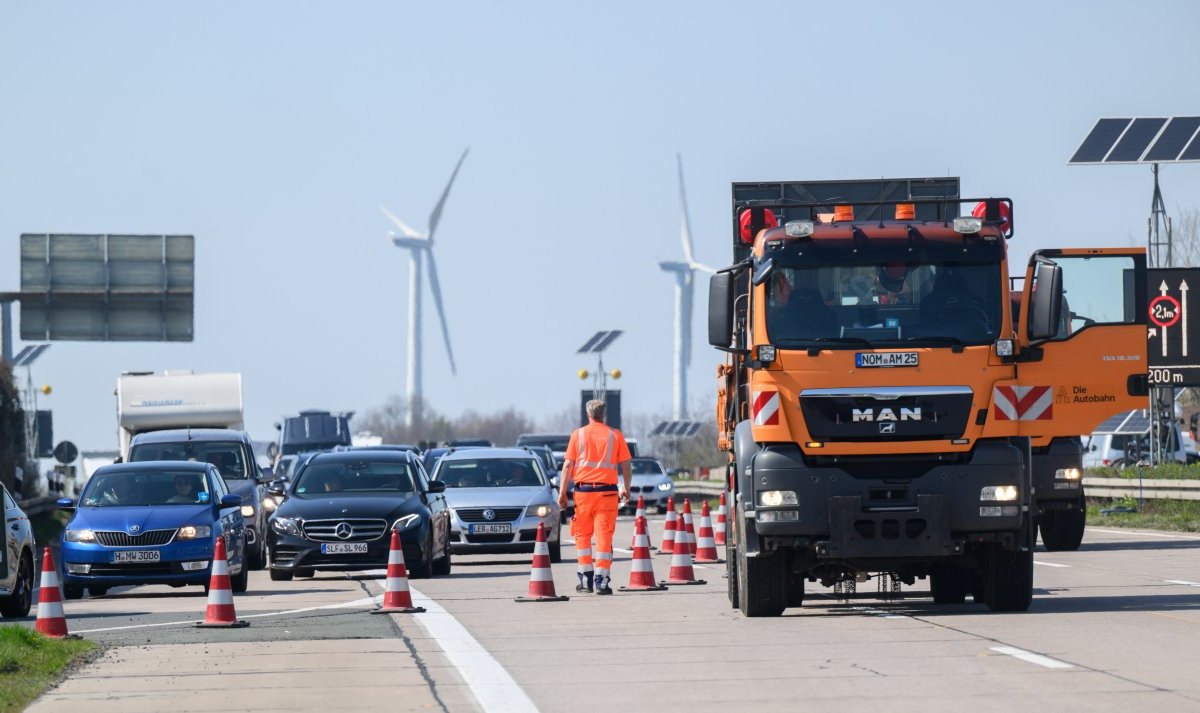 A7 Laatzen Stau