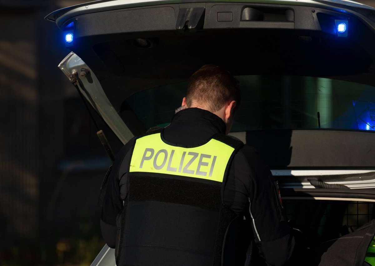 Polizei Niedersachsen.jpg