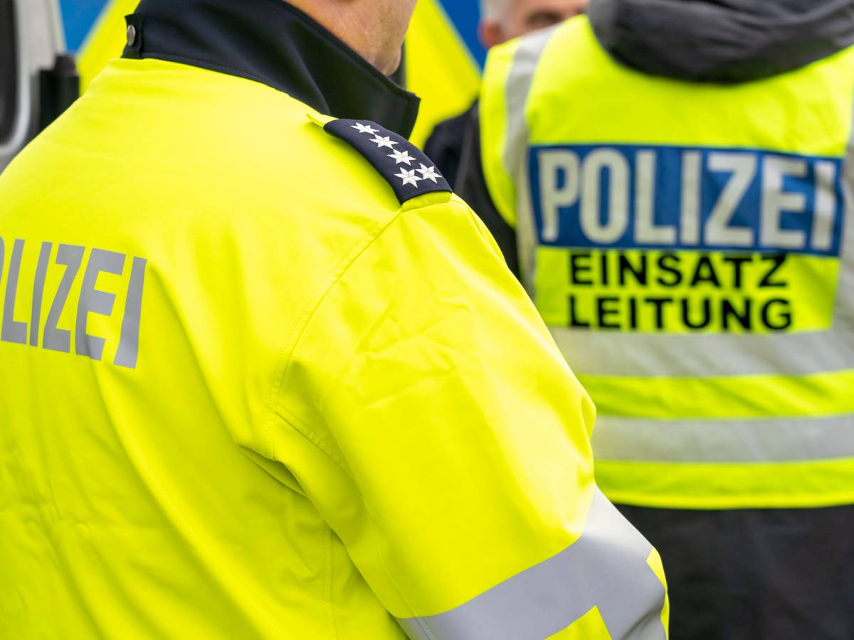 Die Polizei hat ein Partypärchen auf der A2 bei Braunschweig gestoppt. (Symbolbild)