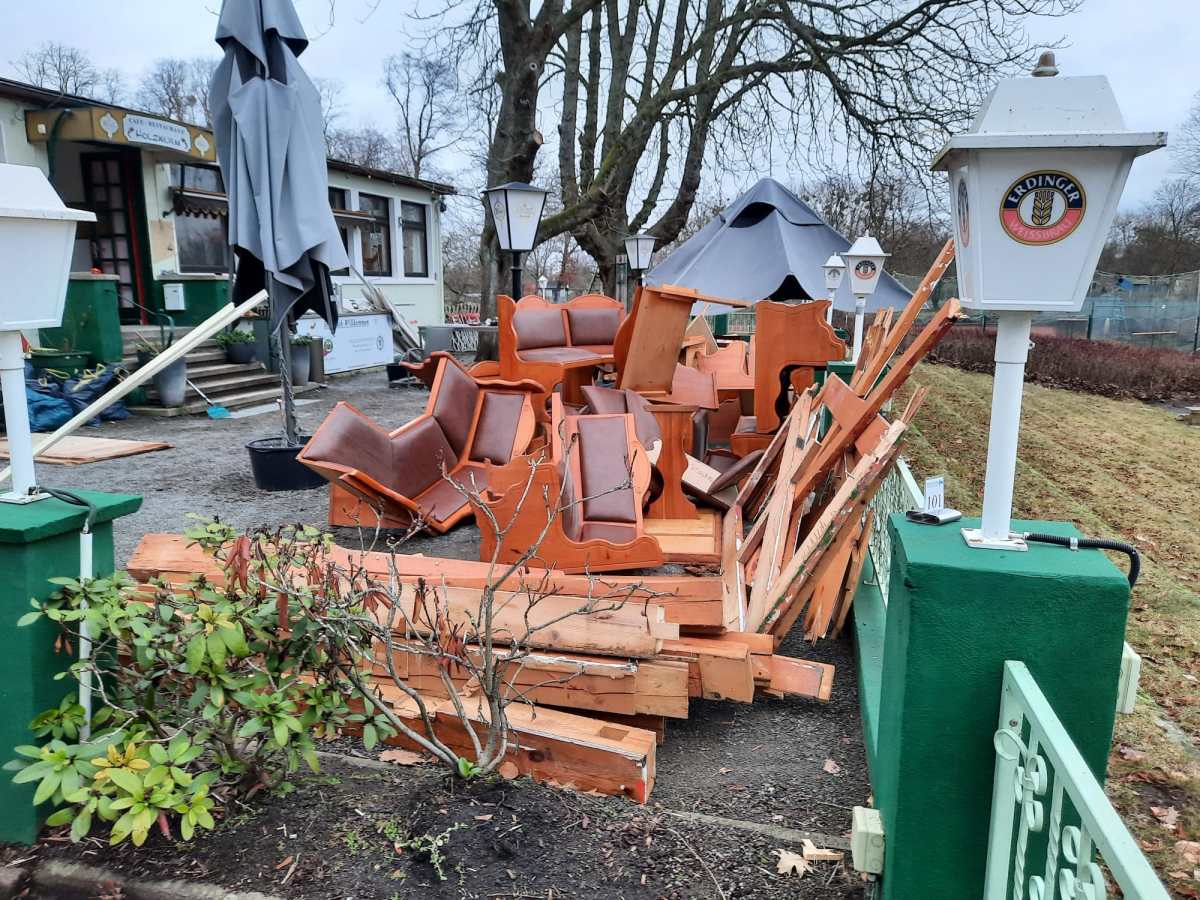 Ein beliebtes Café-Restaurant aus Braunschweig hat für immer geschlossen. Aber offenbar steht schon ein Nachfolger in den Startlöchern.