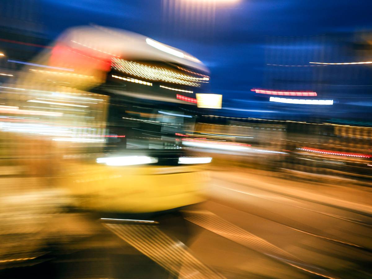 Zwei Männer haben im Mair 2022 eine Straßenbahn in Braunschweig geklaut. Das könnte jetzt doch Konsequenzen haben. (Symbolbild)