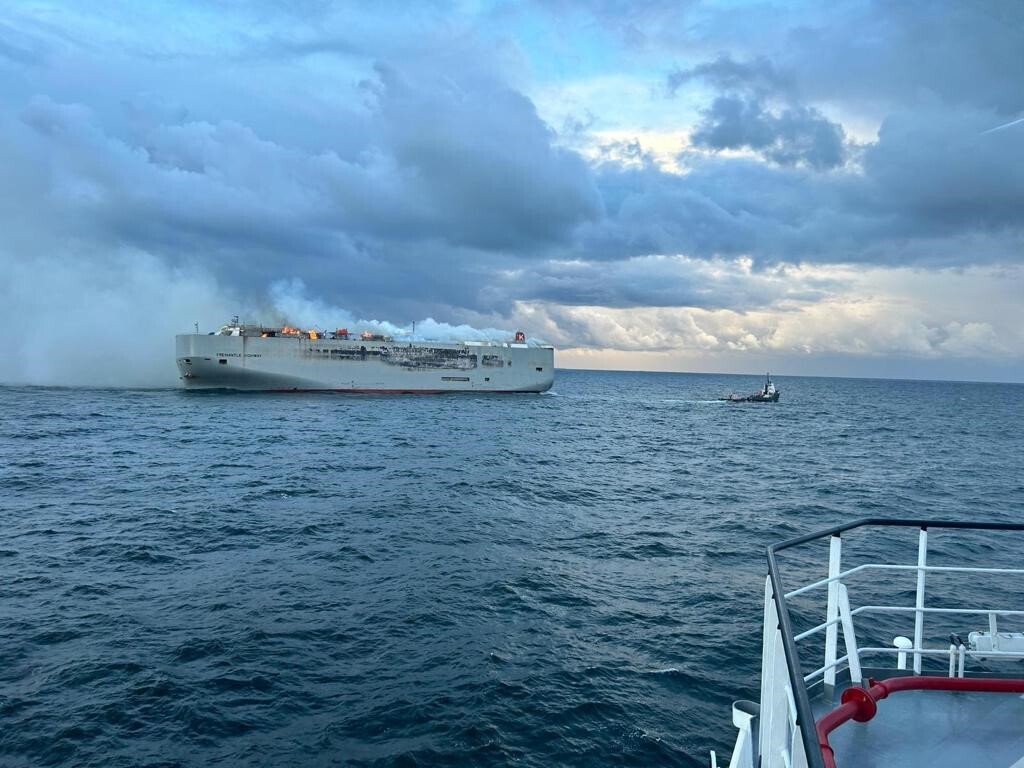 Das Schiff, die «Fremantle Highway», war unterwegs aus Bremerhaven nach Port Said in Ägypten.