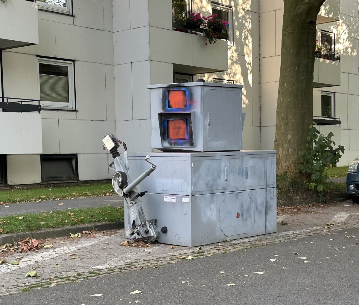 Der mobile Blitzer in Salzgitter sah kurz etwas so aus wie ein Roboter.