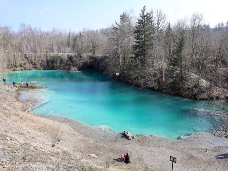 Harz: Besuchern vom Blauen See geht’s an den Kragen – ein Fehler kostet dich eine Menge Geld