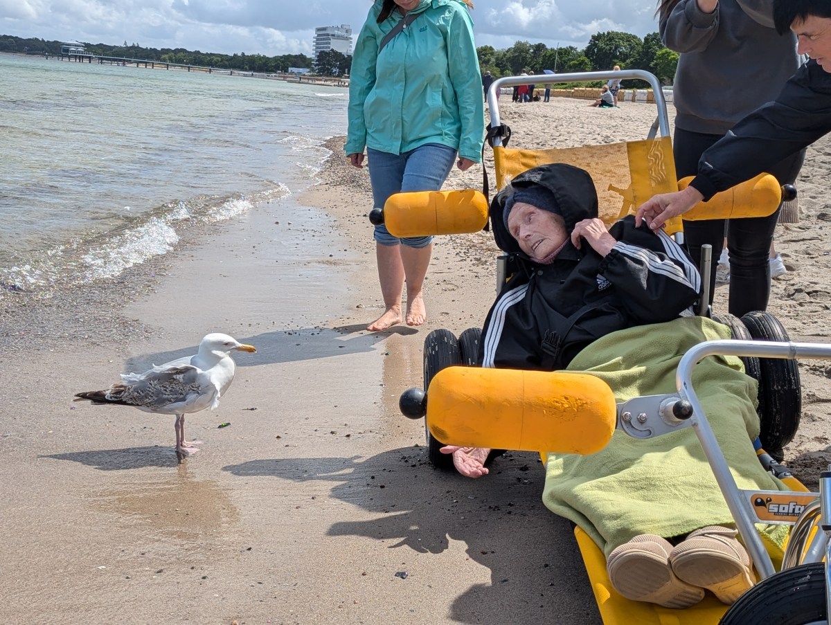 Herzenswunsch-Krankenwagen Ostsee