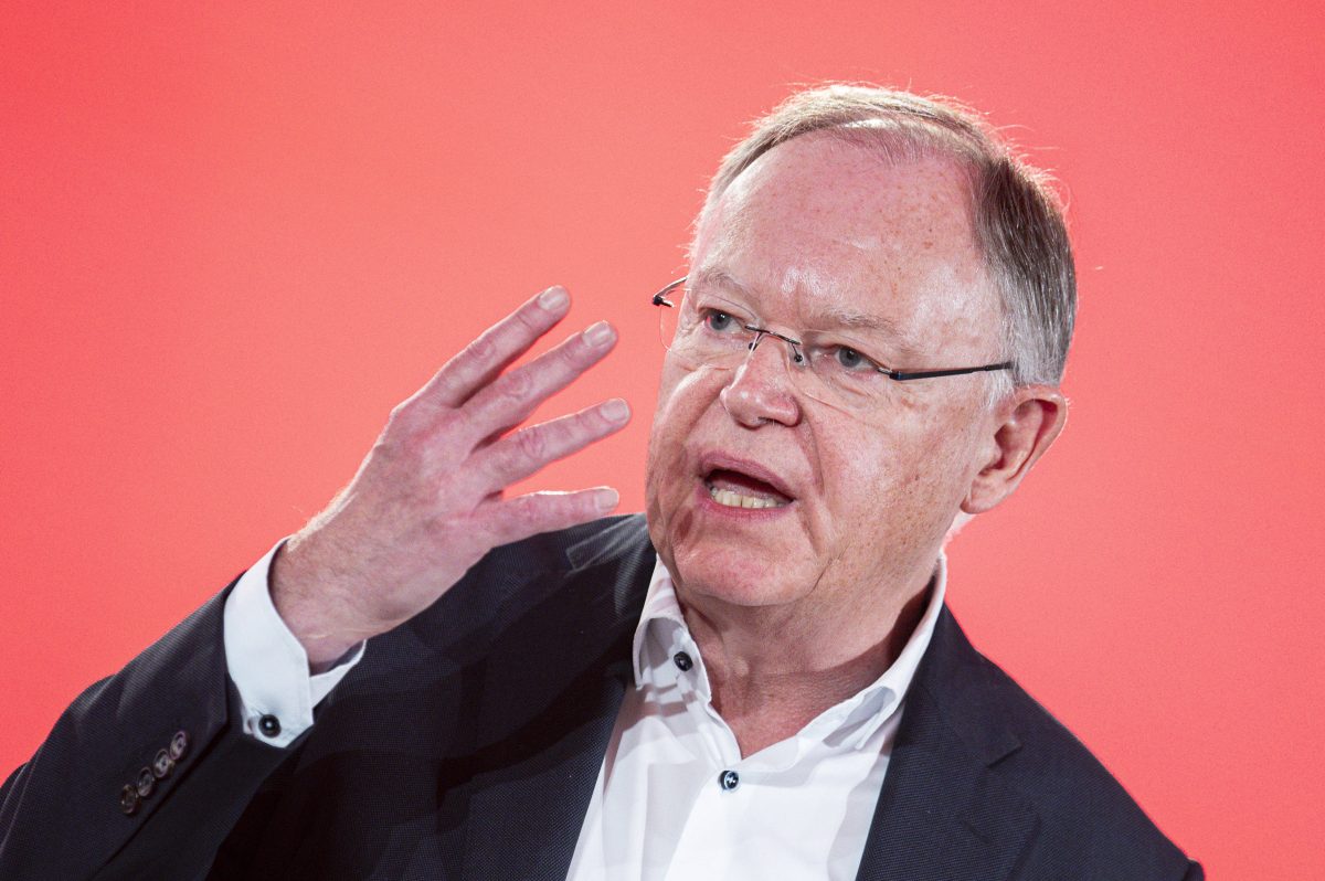 Während die Sozialdemokraten von Ministerpräsident Stephan Weil ihr schlechtestes Ergebnis bei einer Bundestagswahl im Land verzeichnen, feiert die AfD ihren bislang besten Wert.
