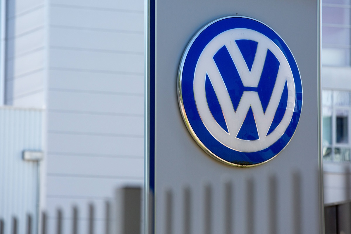 VW schafft es einfach nicht aus dem Tal der Krisen heraus. (Symbolbild)